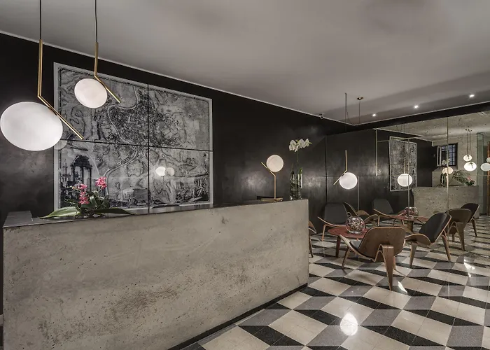 Adrianus Hotel